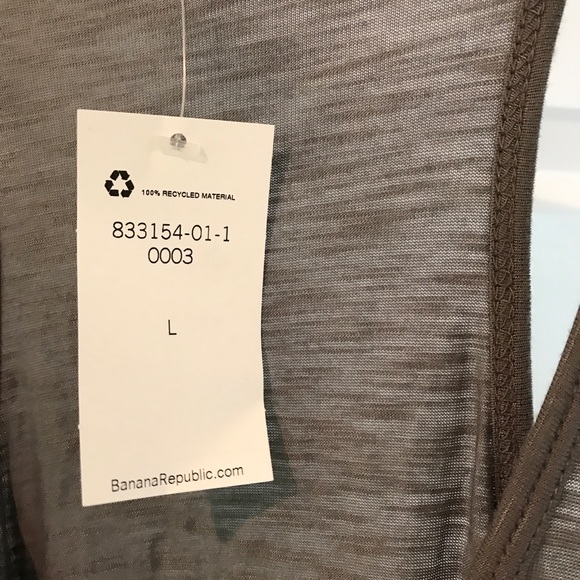 Banana Republic studded gray tank. NWT - womens size L. - Picture 6 of 13